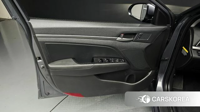 Hyundai Avante AD id 4873504 из Кореи 17