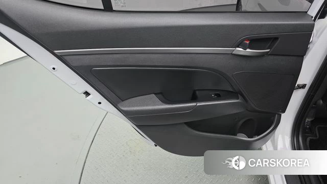 Hyundai Avante AD id 4713268 из Кореи 17