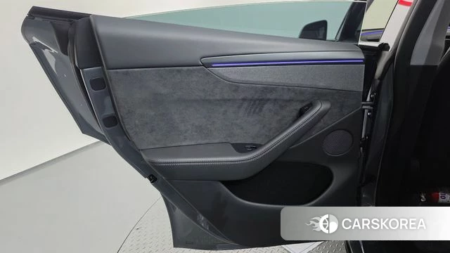 Tesla Model Y id 4957229 из Кореи 17