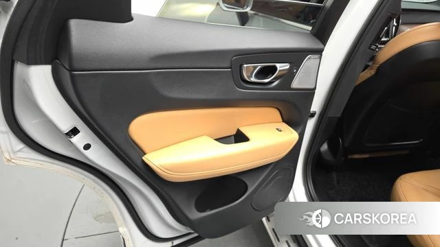 Volvo XC60 second Generation id 4935582 из Кореи 17
