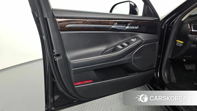 Genesis G90 id 5041266 из Кореи 17