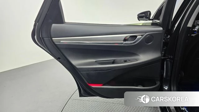 Hyundai The New Grandeur IG Hybrid id 5012752 из Кореи 17