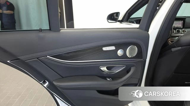Mercedes-Benz E-Class W213 id 4965944 из Кореи 17