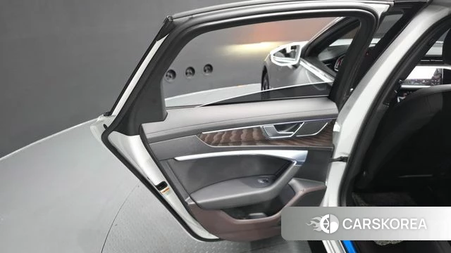 Audi A6 (C8) id 4899144 из Кореи 17