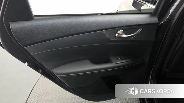 Kia Come New K3 id 5024099 из Кореи 17