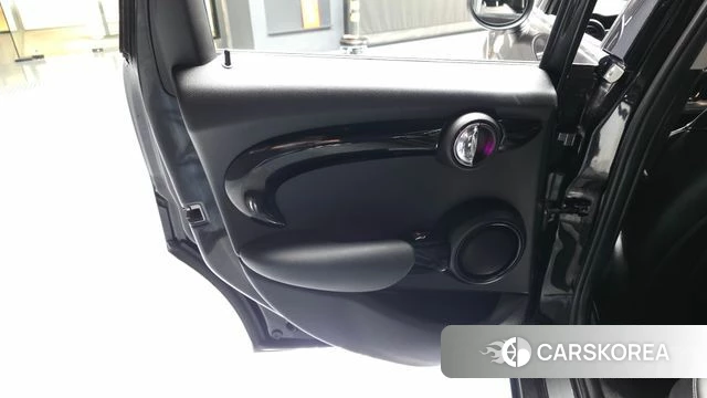 Mini Cooper id 5014089 из Кореи 17