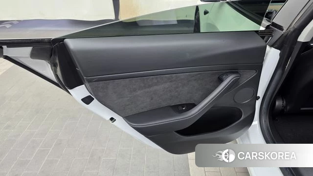 Tesla Model 3 id 4986859 из Кореи 17