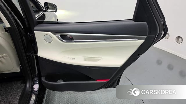 Hyundai The New Grandeur IG Hybrid id 4951439 из Кореи 17