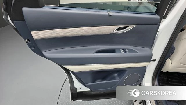 Genesis GV80 id 5001731 из Кореи 17