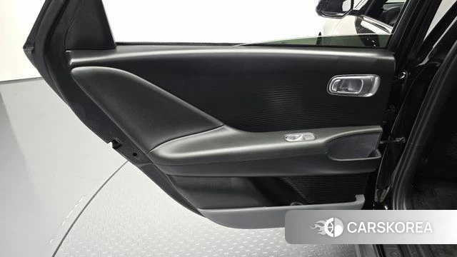 Hyundai Ionic 6 id 5040095 из Кореи 17