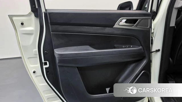 Ssangyong Rexton Sports id 5035555 из Кореи 17