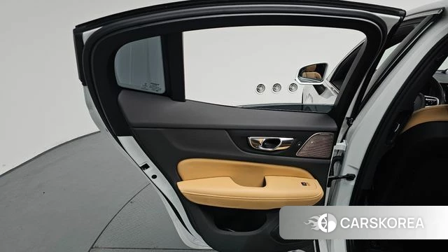 Volvo S60 3rd generation id 4541851 из Кореи 18