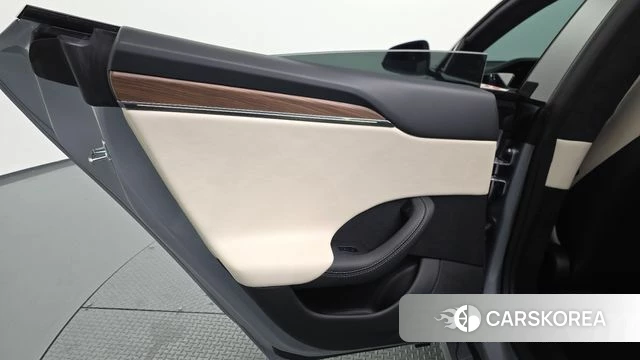 Tesla Model S id 4949803 из Кореи 17