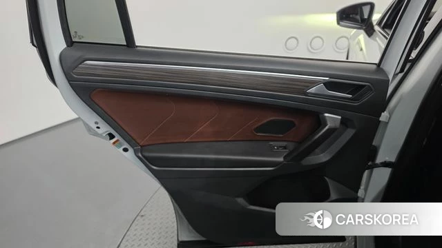 Volkswagen Tiguan Allspace id 4929297 из Кореи 17