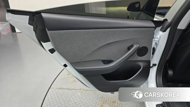 Tesla Model 3 id 4964228 из Кореи 17