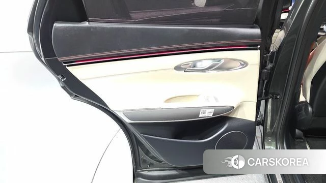 Genesis GV70 id 4921424 из Кореи 17