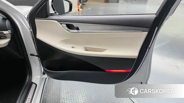 Hyundai The New Grandeur IG id 5012739 из Кореи 17