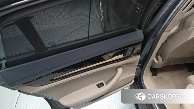 Porsche Panamera (976) id 5021142 из Кореи 17