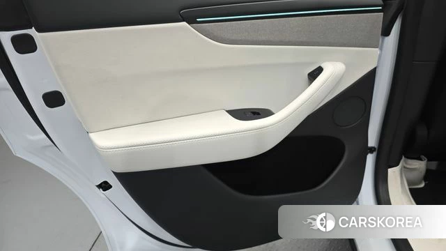 Tesla Model Y id 5015586 из Кореи 17