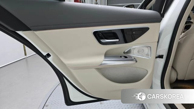 Mercedes-Benz E-Class W214 id 4630444 из Кореи 17