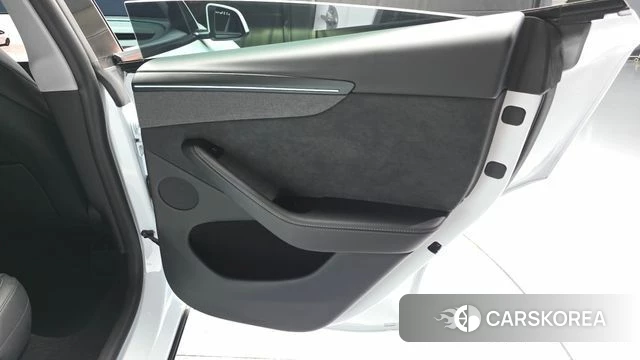Tesla Model Y id 4879591 из Кореи 17