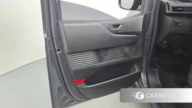 Hyundai Staria id 5040846 из Кореи 17