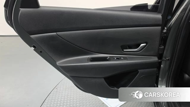 Hyundai Avante Hybrid (CN7) id 5002893 из Кореи 17