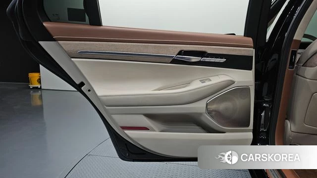 Genesis G90 id 5047546 из Кореи 17