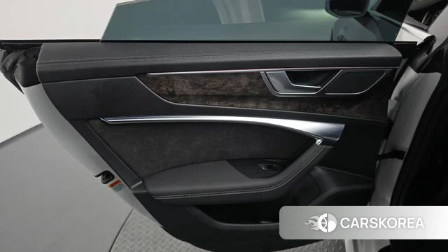 Audi A7 (4K) id 5023454 из Кореи 17
