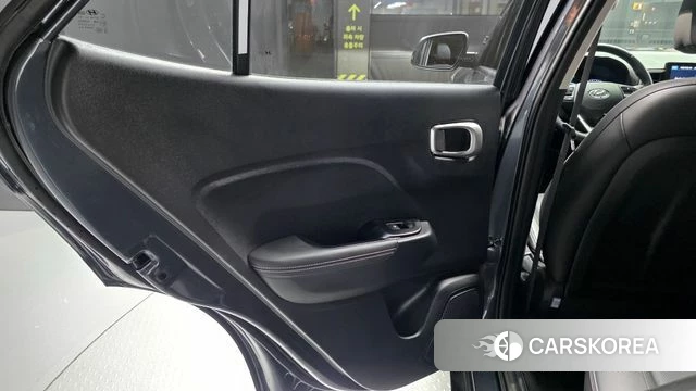 Hyundai Venue id 5023140 из Кореи 17