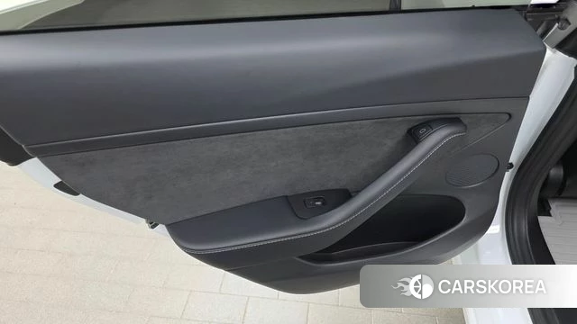 Tesla Model 3 id 4784508 из Кореи 17
