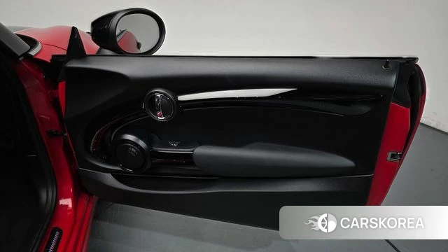Mini Cooper S Convertible id 5021347 из Кореи 17