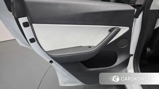 Tesla Model Y id 5017112 из Кореи 17