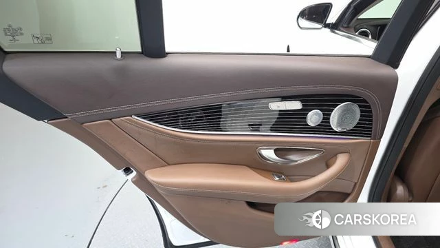 Mercedes-Benz E-Class W213 id 5024169 из Кореи 17