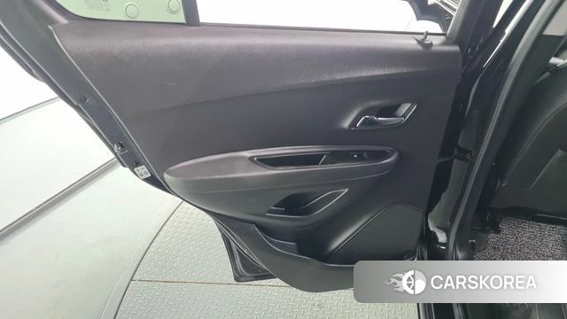 Chevrolet (GM Daewoo) The New Trax id 5036078 из Кореи 17