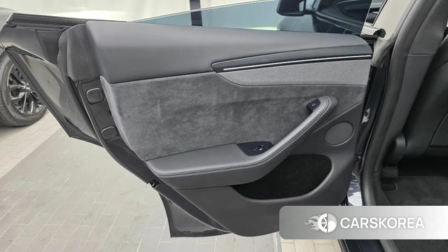 Tesla Model Y id 4870468 из Кореи 17