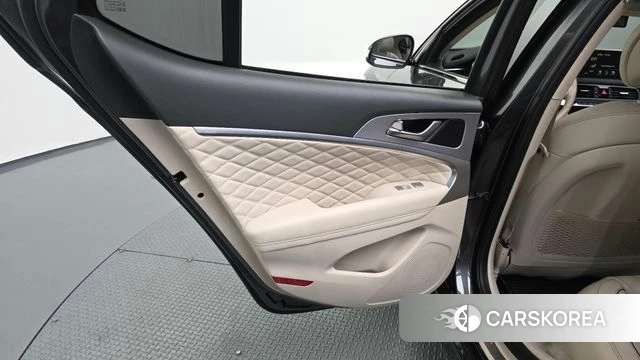 Genesis G70 id 5014056 из Кореи 17