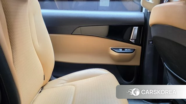 Kia Carnival 4th generation id 5017609 из Кореи 17