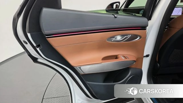 Genesis GV70 id 5026344 из Кореи 17
