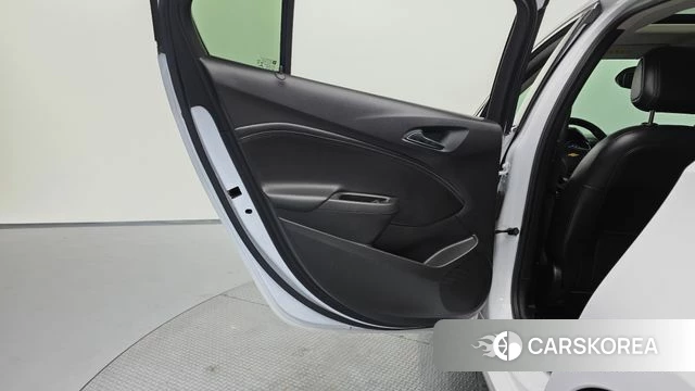 Chevrolet (GM Daewoo) All New Cruises id 4960566 из Кореи 17