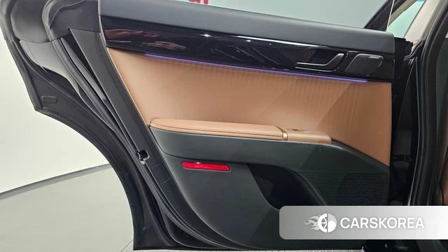 Hyundai Grandeur Hybrid (GN7) id 4980059 из Кореи 17