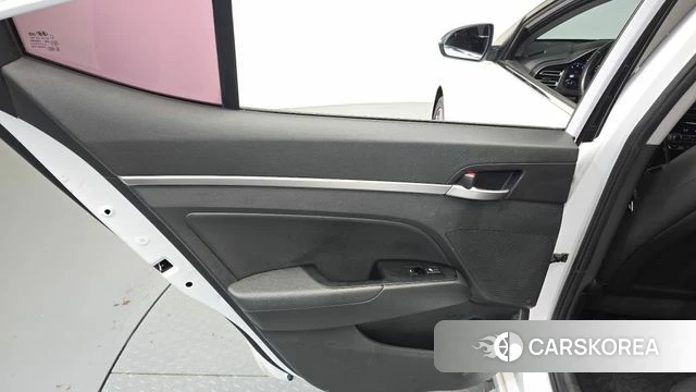 Hyundai The New Avante AD id 4610294 из Кореи 17