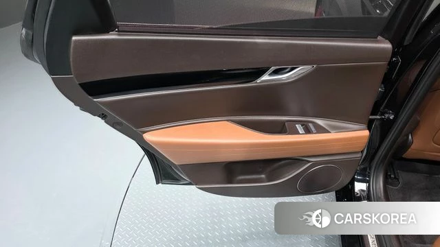 Genesis G80 (RG3) id 5012176 из Кореи 17