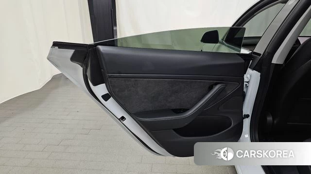 Tesla Model 3 id 4923564 из Кореи 17