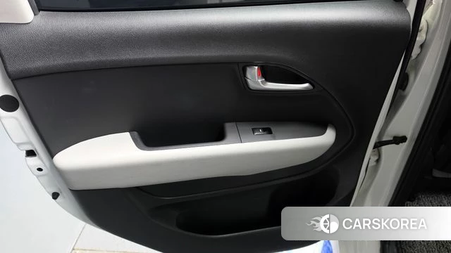 Kia The New Kia Ray id 5033172 из Кореи 17