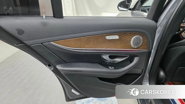 Mercedes-Benz E-Class W213 id 5048106 из Кореи 17