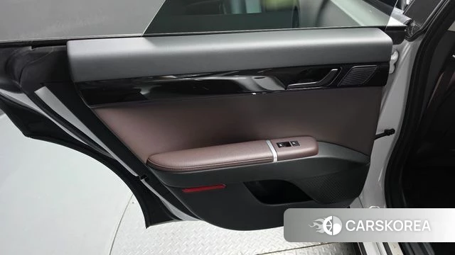 Hyundai Grandeur Hybrid (GN7) id 4991324 из Кореи 17