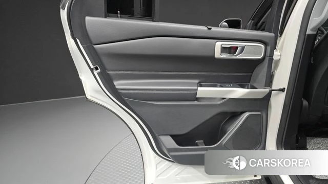 Ford Explorer 6th Generation id 4997877 из Кореи 17