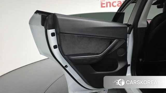 Tesla Model Y id 4848535 из Кореи 17