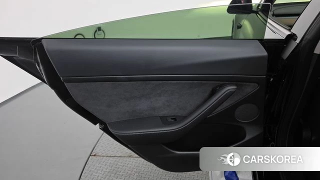 Tesla Model 3 id 4763937 из Кореи 17